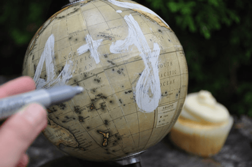 Globe guest book